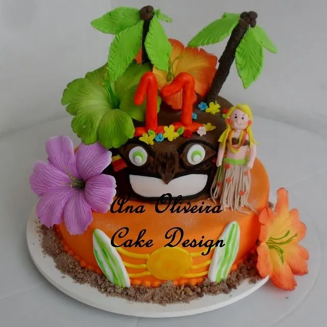 Flickr: Ana Oliveira Cake Design's photos taken near Bolo Lual