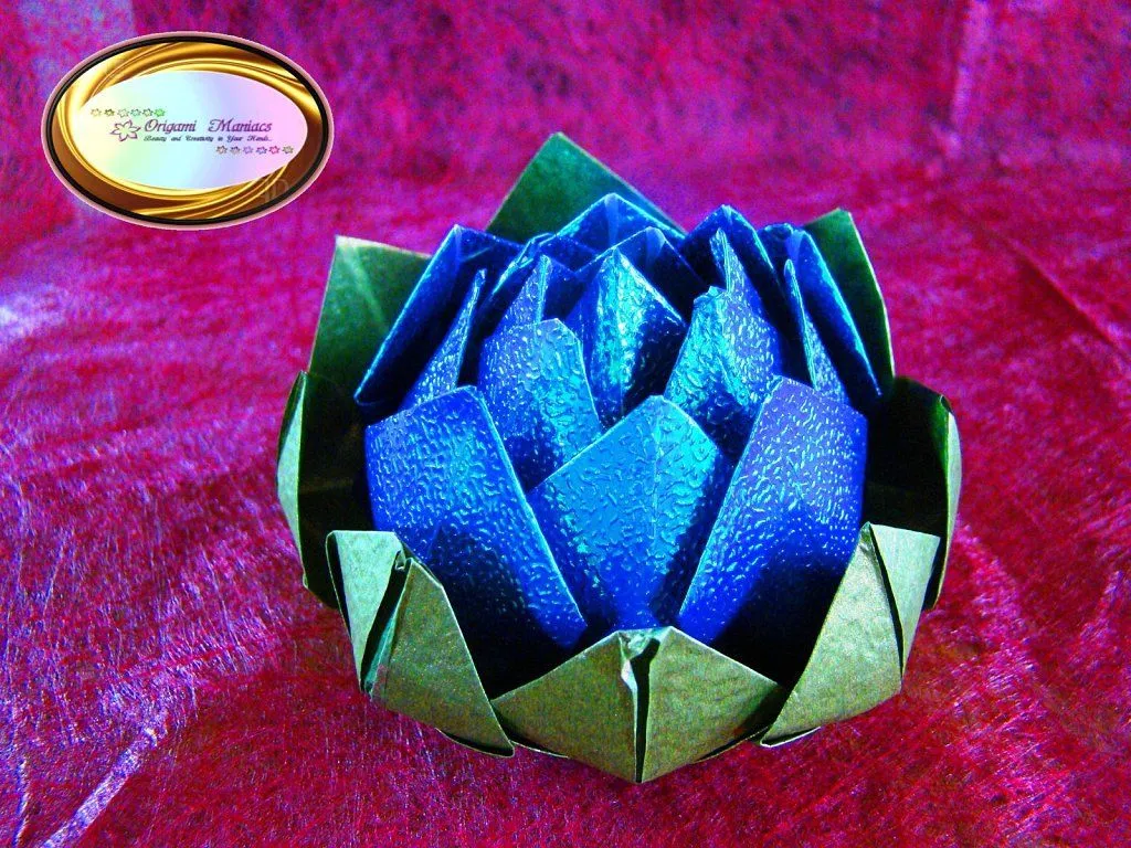 flor en origami | Aprender manualidades es facilisimo.