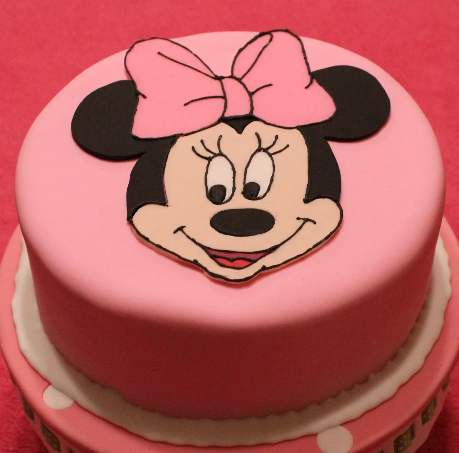 Flore Cakes: Yet another Minnie Mouse cake