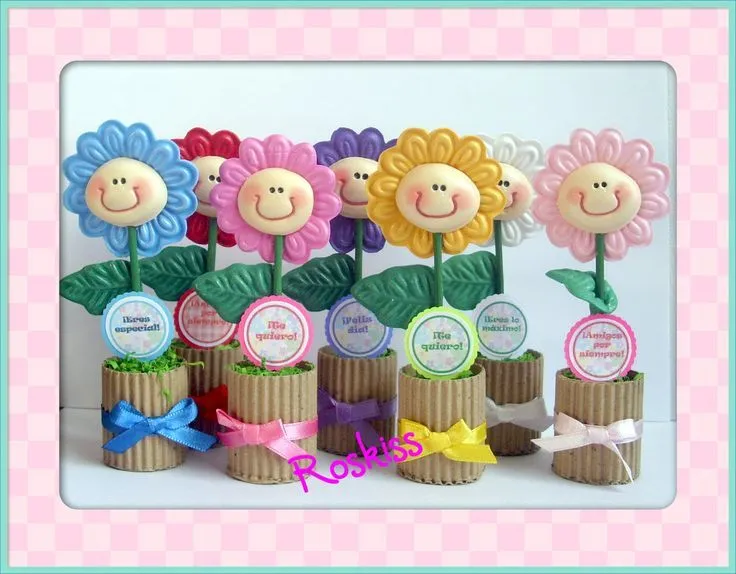 Florecitas en foamy | Mis creaciones "Atelier de Roskiss" | Pinterest