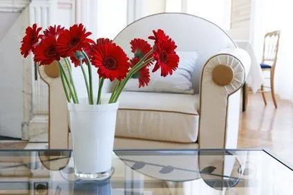 Tienes flores artificiales en los floreros? ¡Ya guardalas para el ...