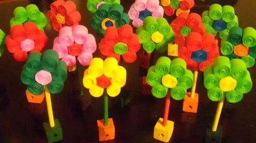 FLORES DECORATIVAS DE PAPEL CREPE | Flickr - Photo Sharing!