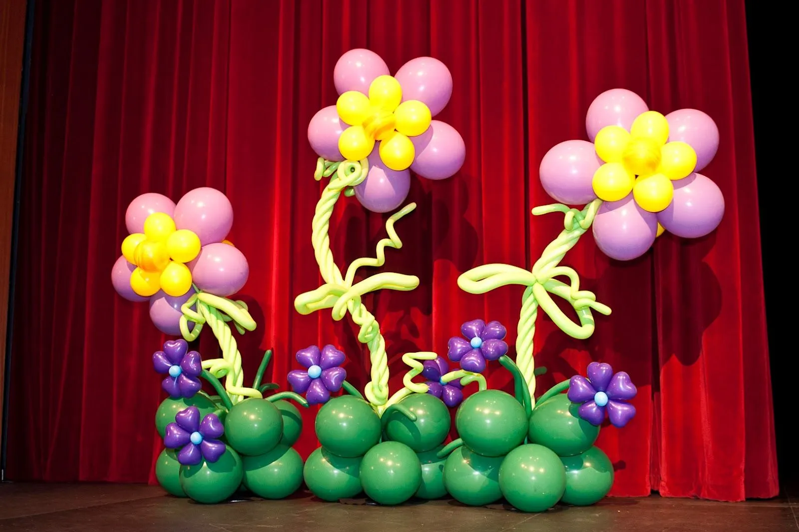 Cómo hacer Flores con Globos para una Fiesta | Decoracion Fiestas ...