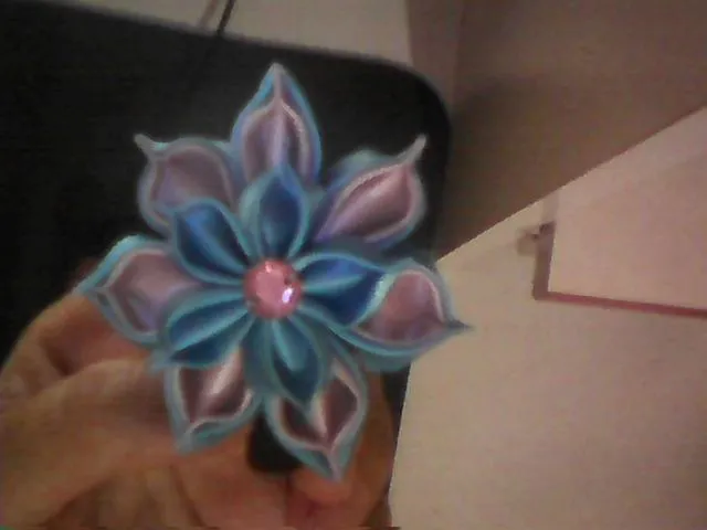 flores kanzashi tsunami | Flickr - Photo Sharing!