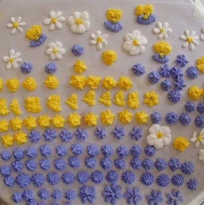 Cómo hacer flores de Royal Icing ! - Las delicias del buen vivir