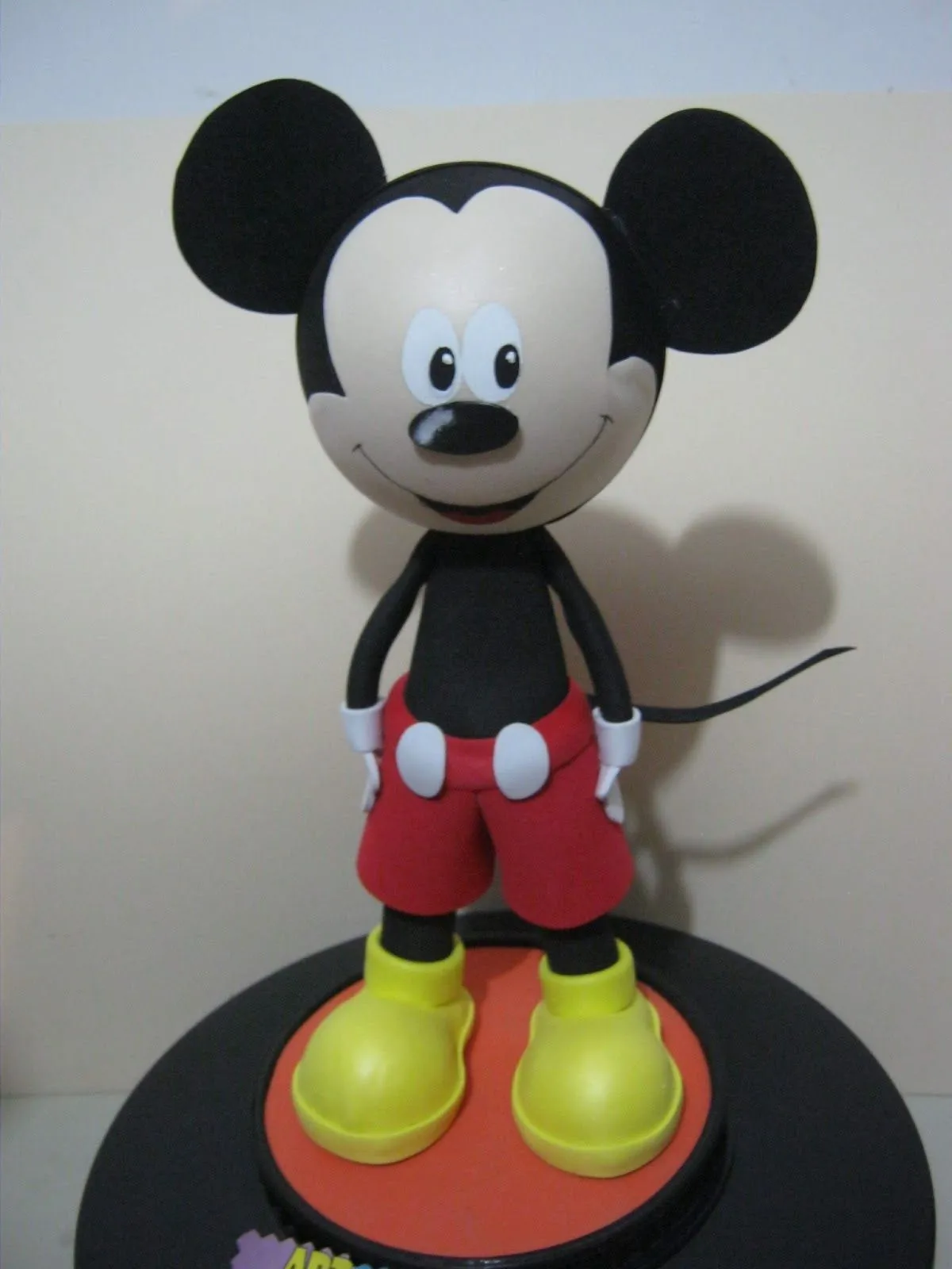 Mis Fofuchas 2013 Artfoamicol: COMO HACER FOFUCHO MICKEY MOUSE EN ...