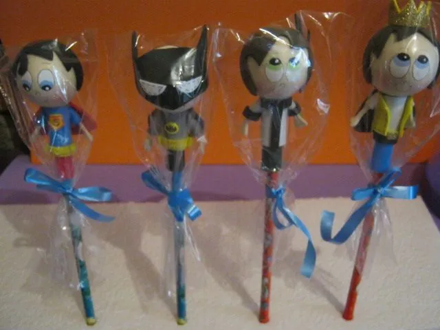 Fofuchos super heroes con moldes - Imagui