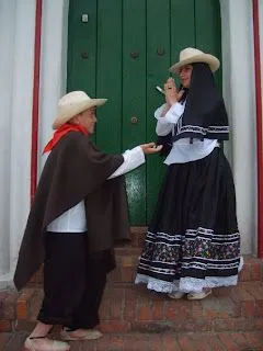 FOLCLOR COLOMBIANO: REGION ANDINA