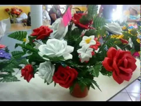 Arreglos florales en foami paso a paso - Imagui