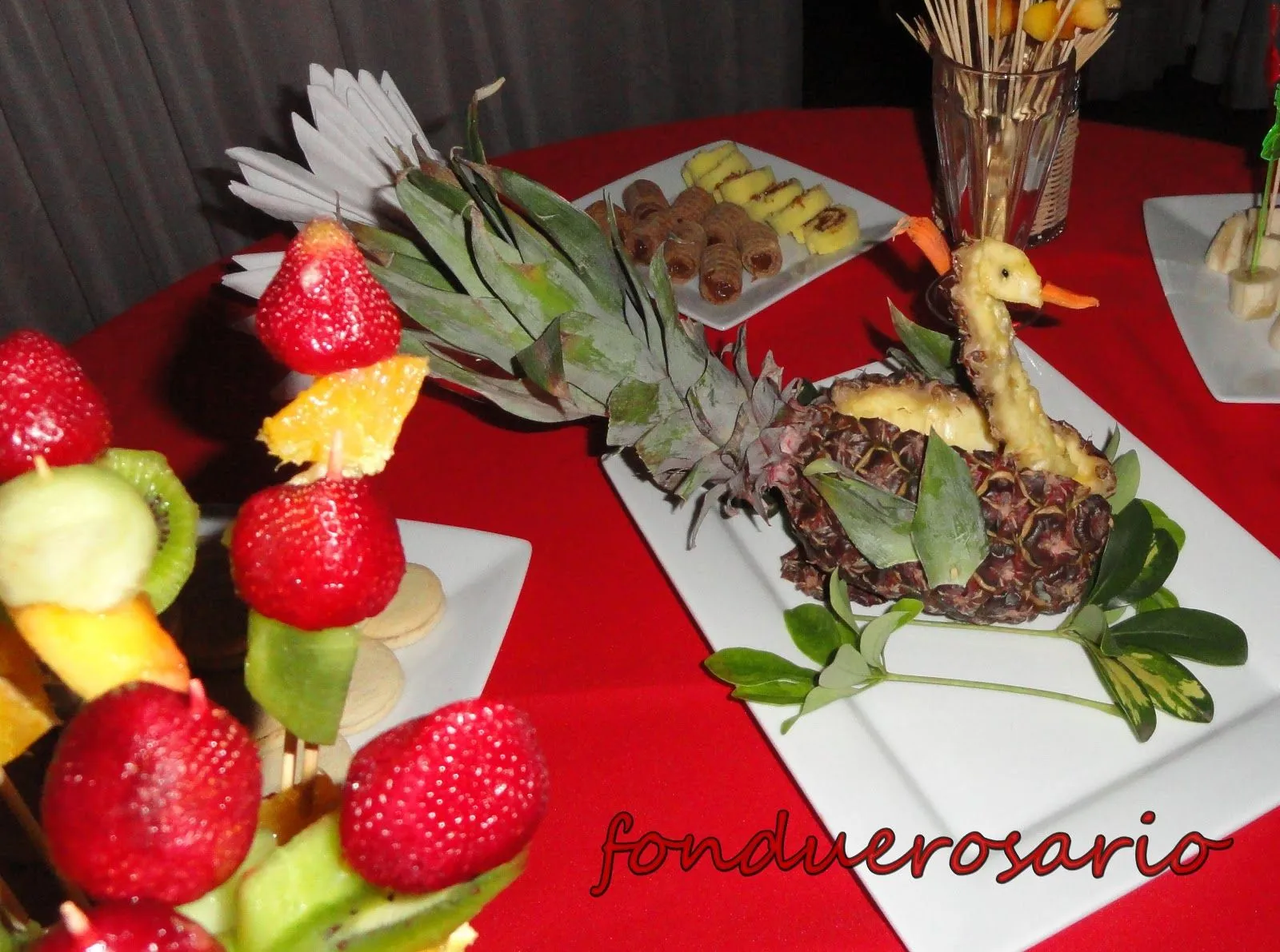 FONDUE ROSARIO CASCADA DE CHOCOLATE PARA FIESTAS Y EVENTOS ...