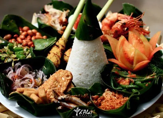 Foto de d'Alas warung, Ubud: one of our pavorites menu, nasi ...