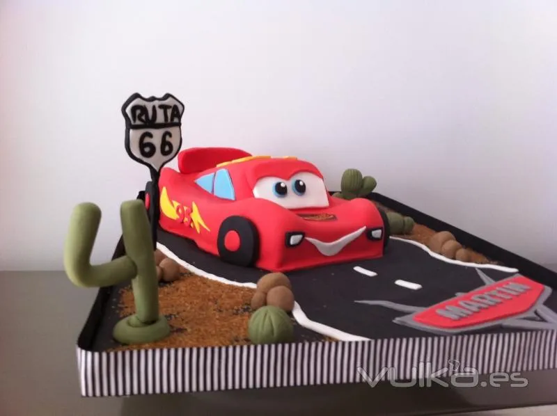 Foto: Tarta personalizada como las Monster High elaborada por ...