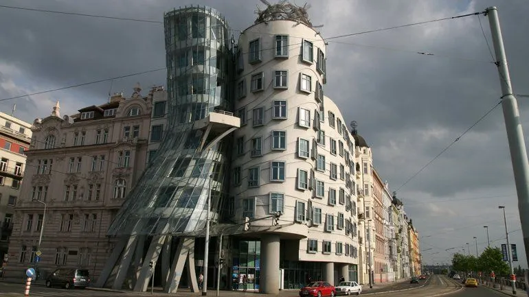 Fotos: los 17 edificios más surrealistas del mundo | Fotos, Las 10 ...