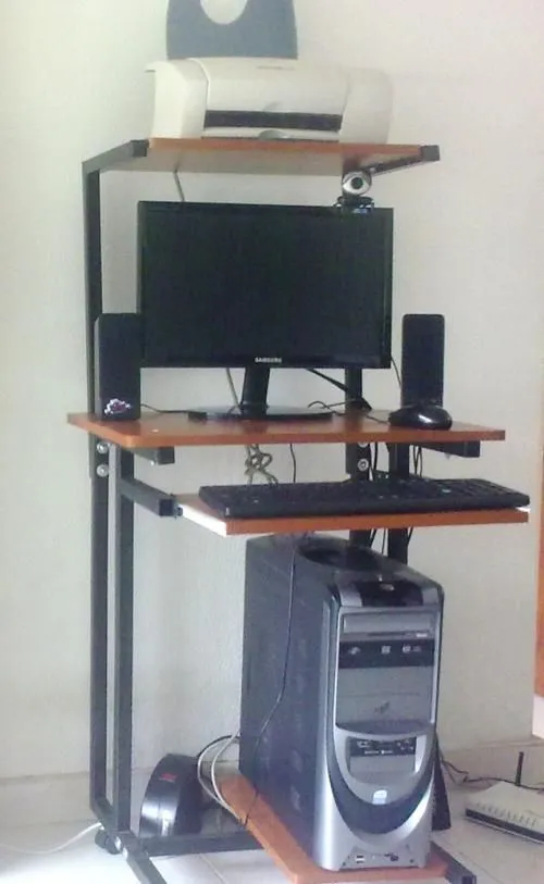 Fotos de Muebles para computadores pc y laptos en Bogotá, Colombia