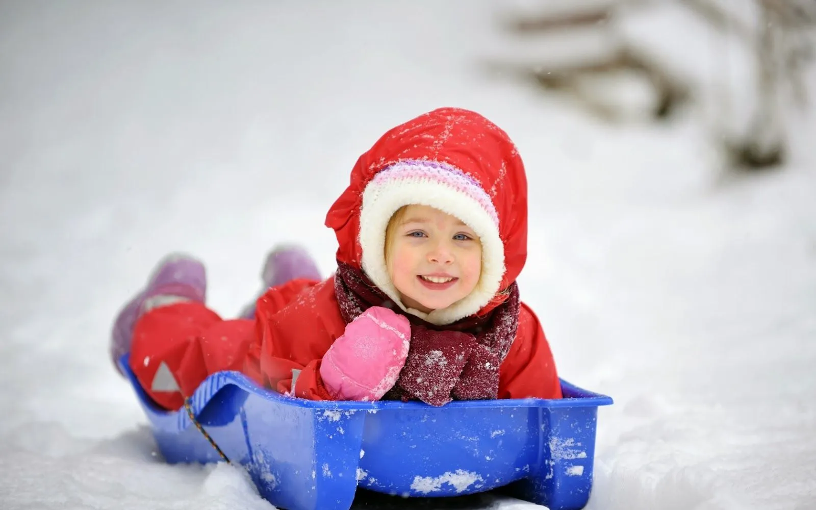 Fotos de niña jugando en la nieve ~ Mejores Fotos del Mundo ...