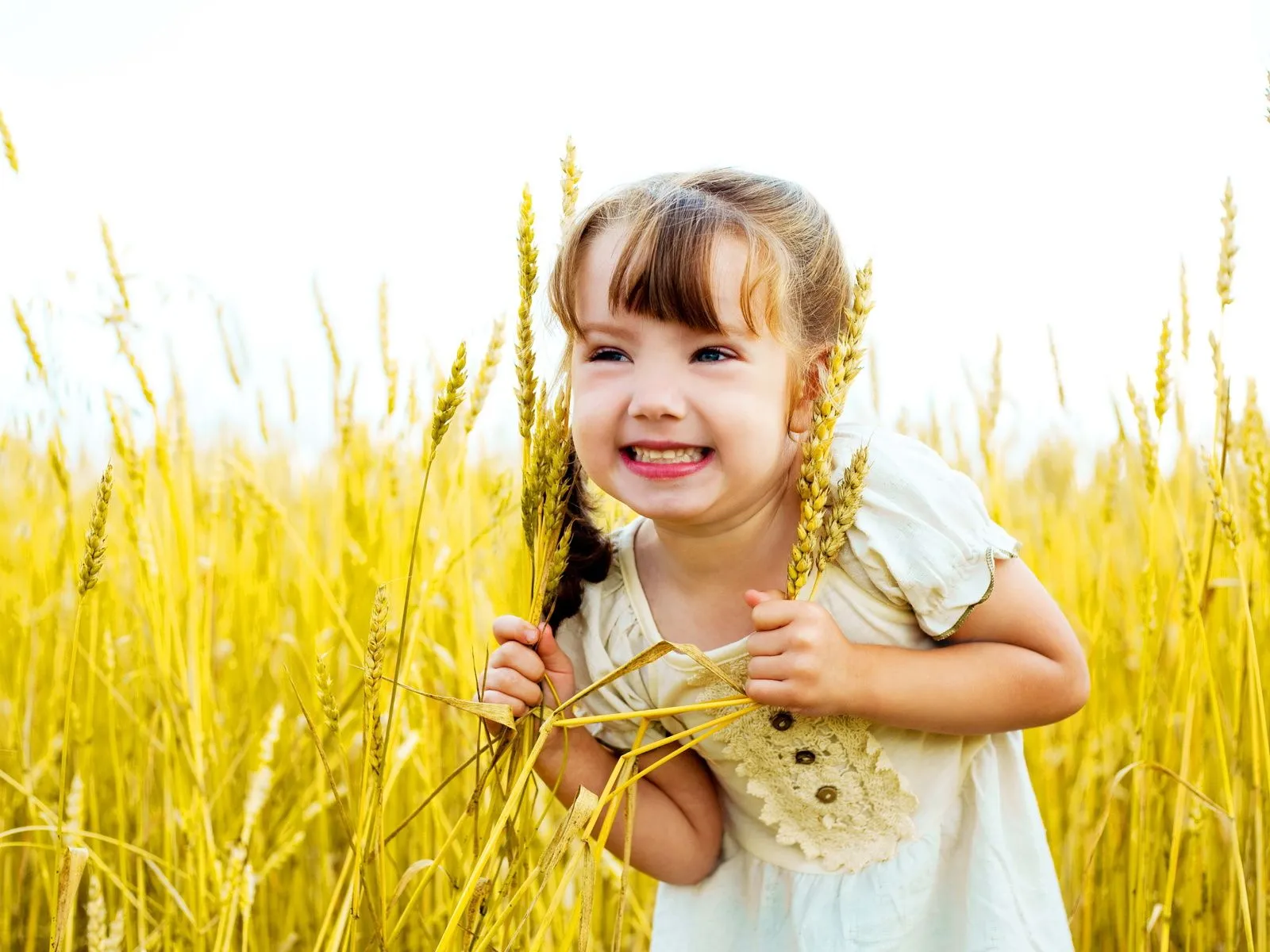 Fotos de niña sonriendo para facebook ~ Mejores Fotos del Mundo ...