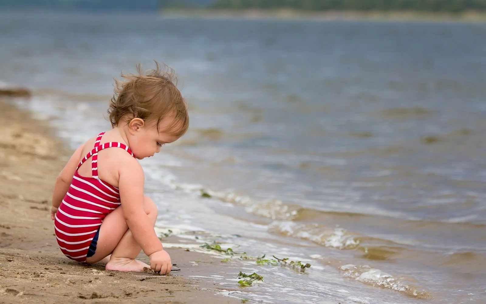 Fotos de Niños Paseando por la Playa | Fotos e Imágenes en FOTOBLOG X