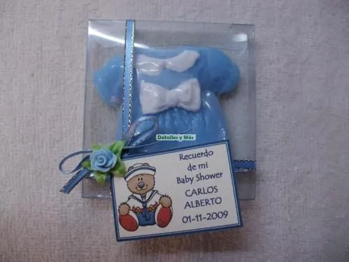 Ropita de bebè en jabon para recuerdos de baby shower y nacimiento ...