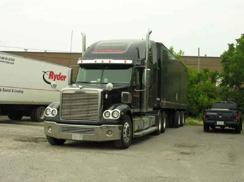 Freightliner Truck Photos ~ Pictures of Freightliner Trucks ...