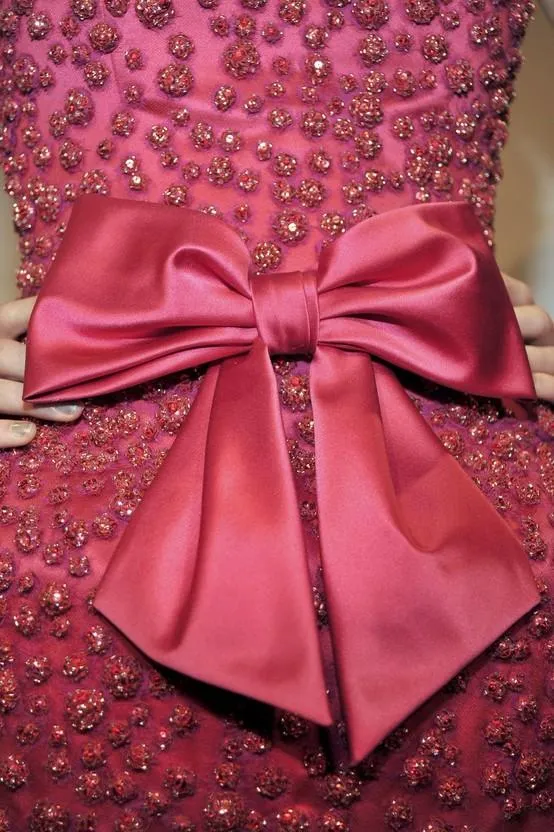 Fucsia Bow #798655 | Weddbook