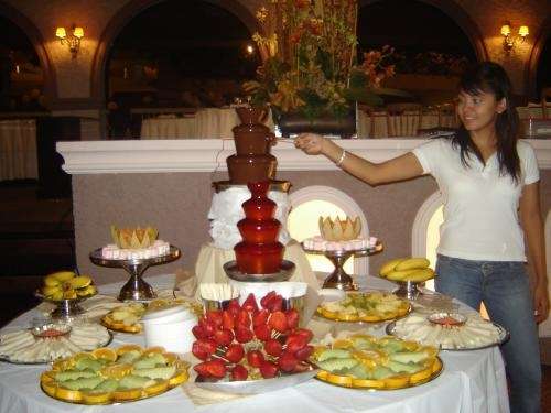 Fuentes de chocolate y chamoy - Imagui