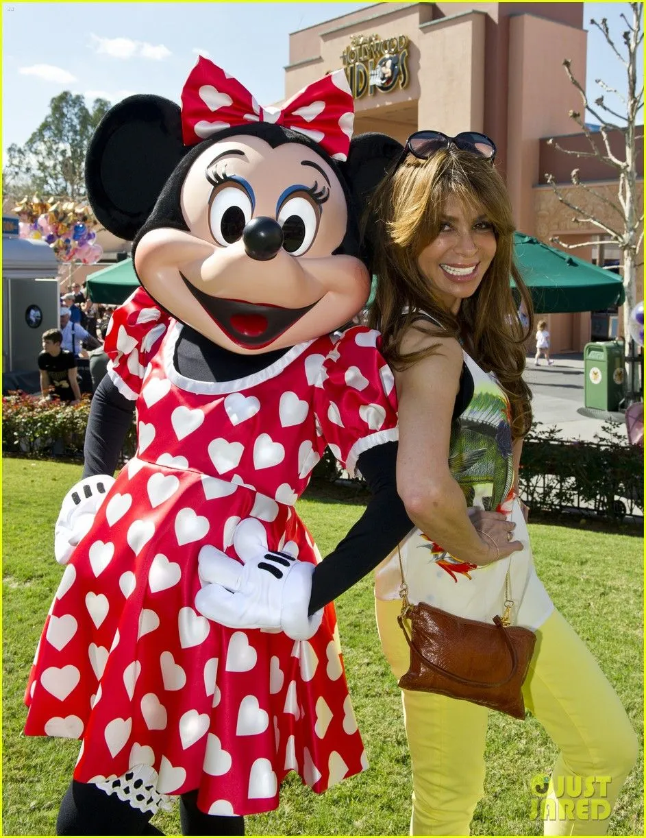 Full Sized Photo of paula abdul minnie mouse walt disney world 06 ...