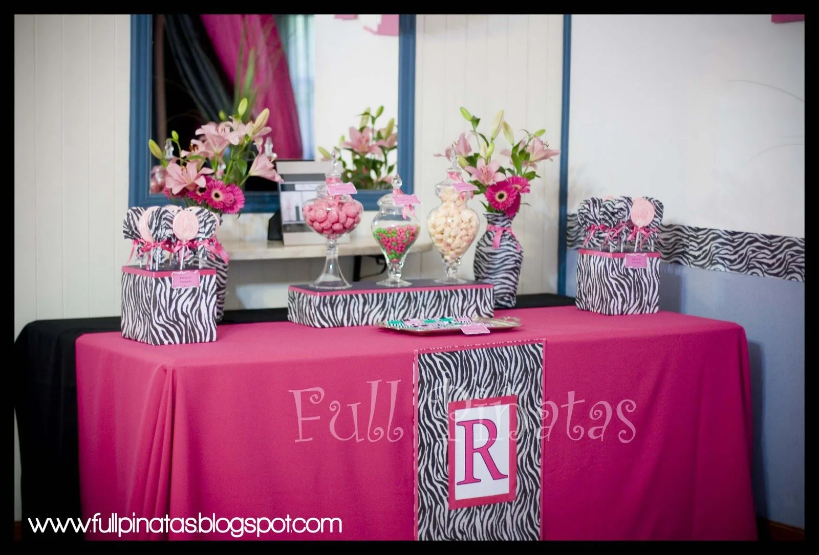 Full P - sweets & parties: Cebra y Fucsia - 15 Años Rocío