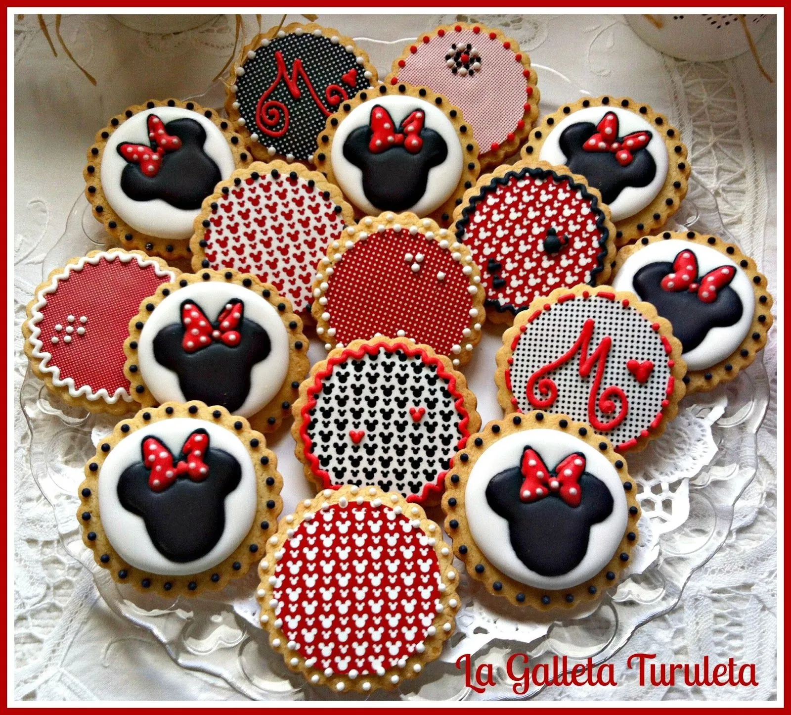 La galleta turuleta: Galletas Minnie para el cumple de Ana