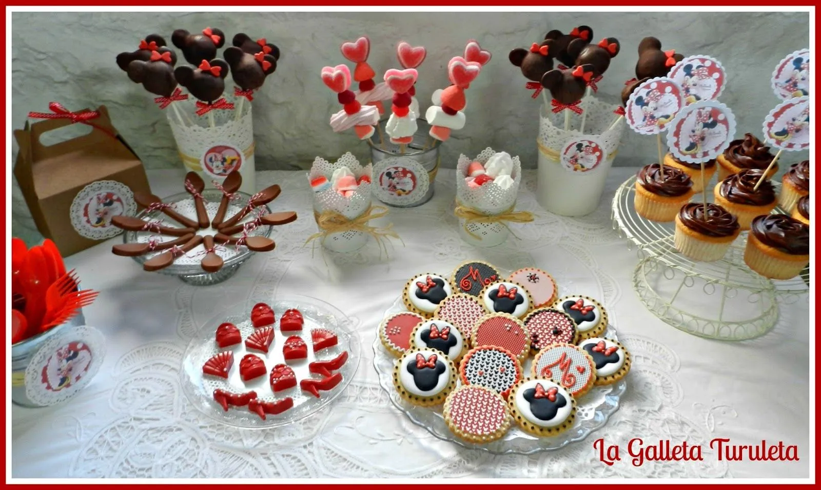 La galleta turuleta: Galletas Minnie para el cumple de Ana