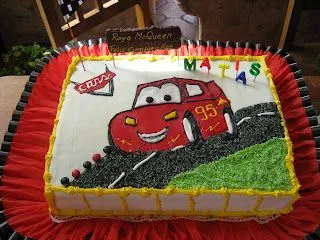 GALLETAS DECORADAS , MUFFINS...TACHI: TORTA DE CUMPLEAÑOS DE CARS