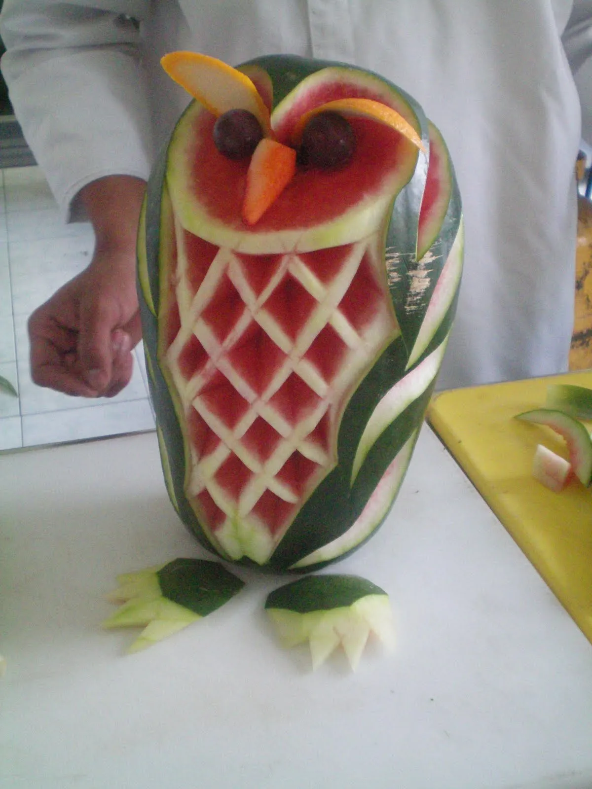 Garnish: Tallado en Frutas