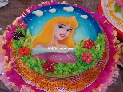 Gelatina decorada de las princesas - Imagui