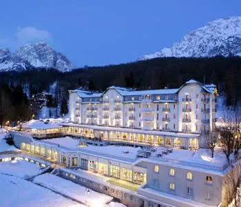 Gelo e neve sui monti del Veneto: -8°C a Cortina - Meteo Web