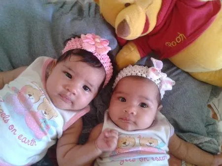 Mis gemelas cumplen 5 meses!! - »♥Bebés de Marzo 2013♥« - BabyCenter