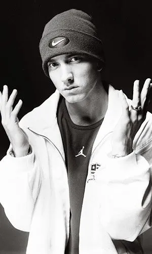 Glee no interpretara canciones de Eminem por ser muy caras - Taringa!