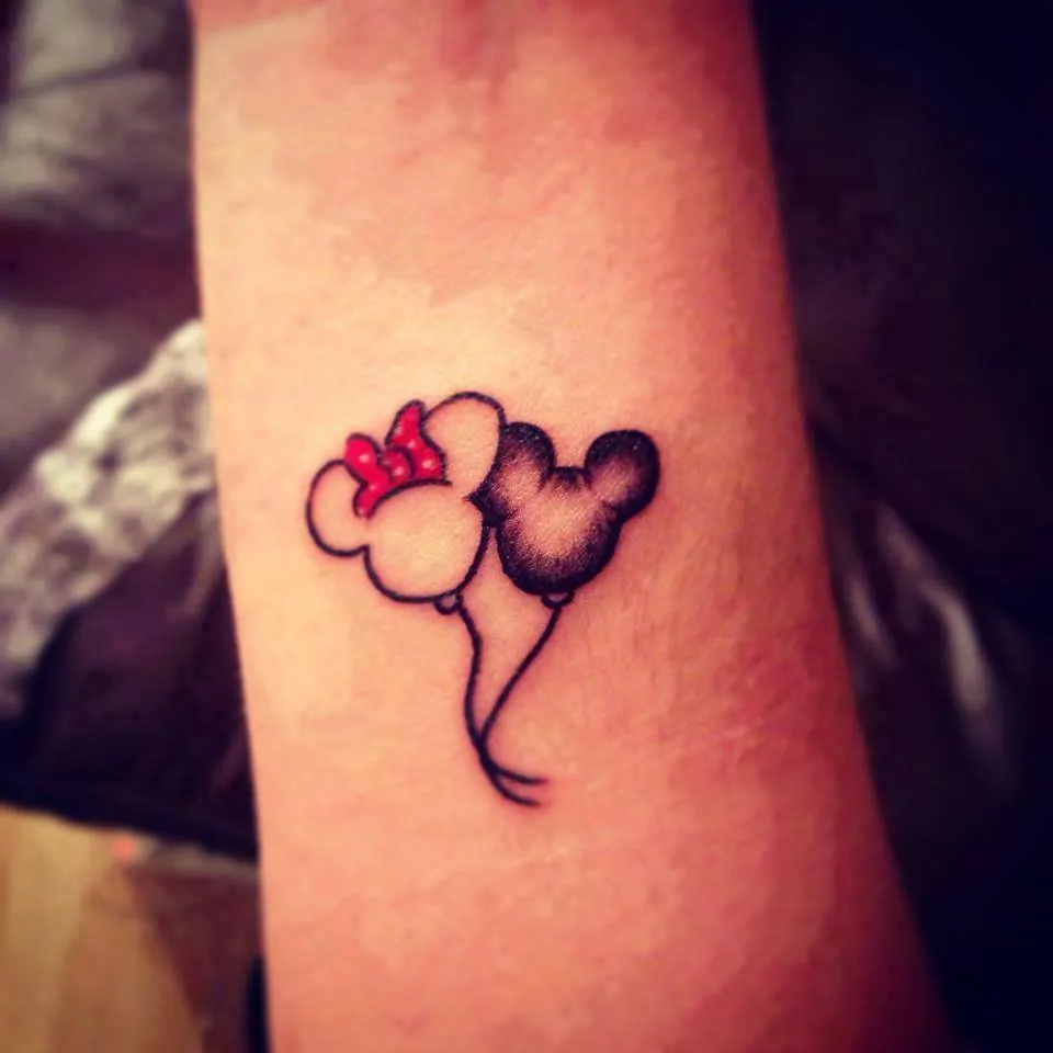 Globo de Minnie & Mickey Mouse - Tatuajes para Mujeres