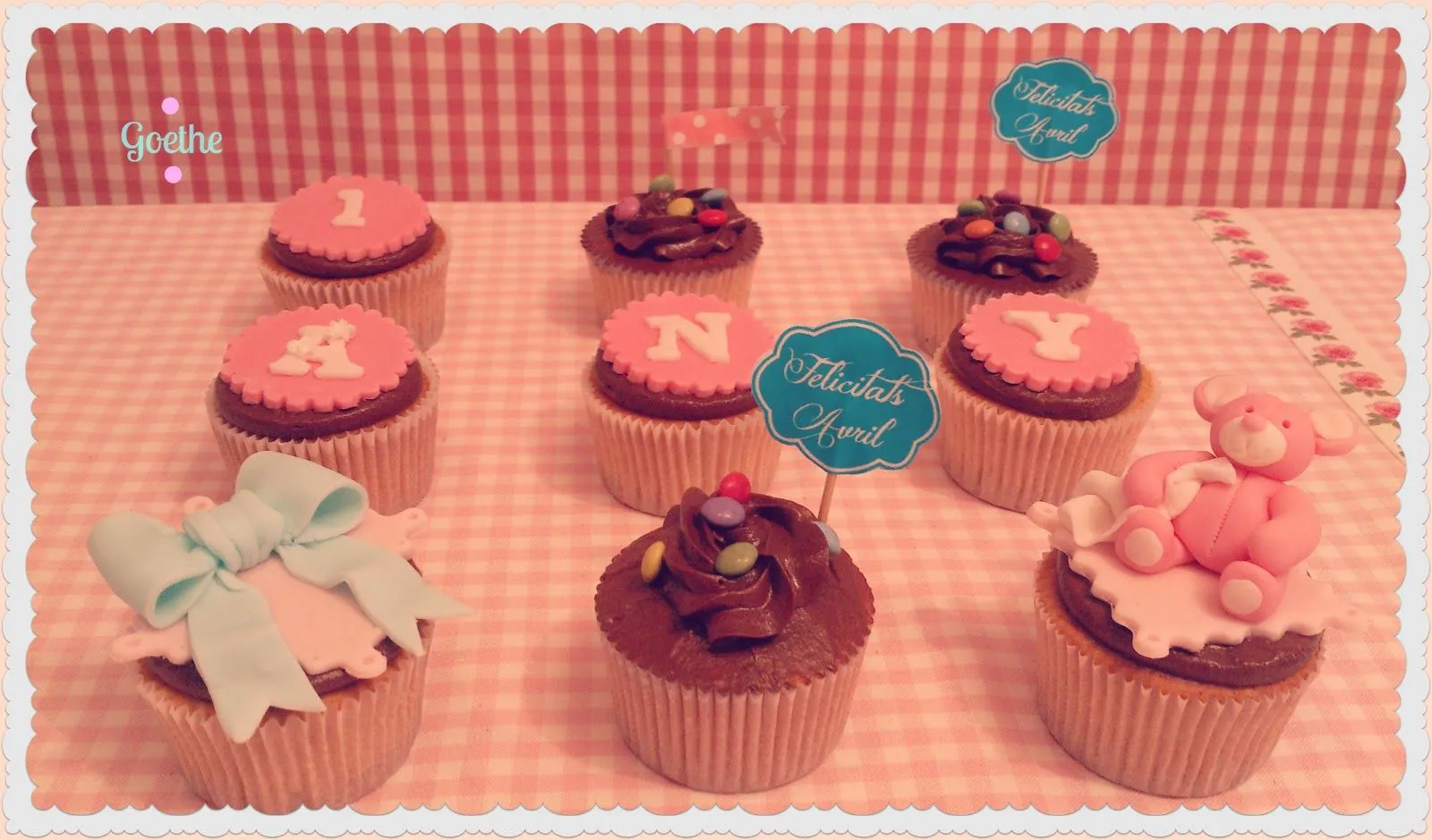 Goethe Cupcakes: Cupcakes de Vainilla y Buttercream de chocolate ...