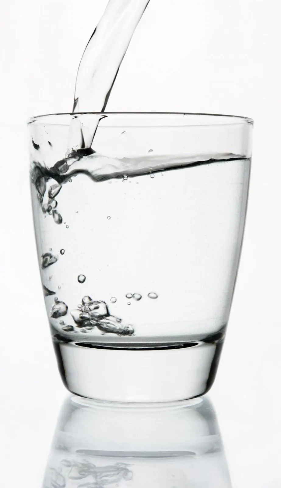 De Gordita a Fit!: Beber Un Vaso de Agua Al Despertar