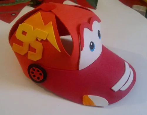 Gorro en goma eva foami minions - Imagui | Fiesta infantil _ Cars ...