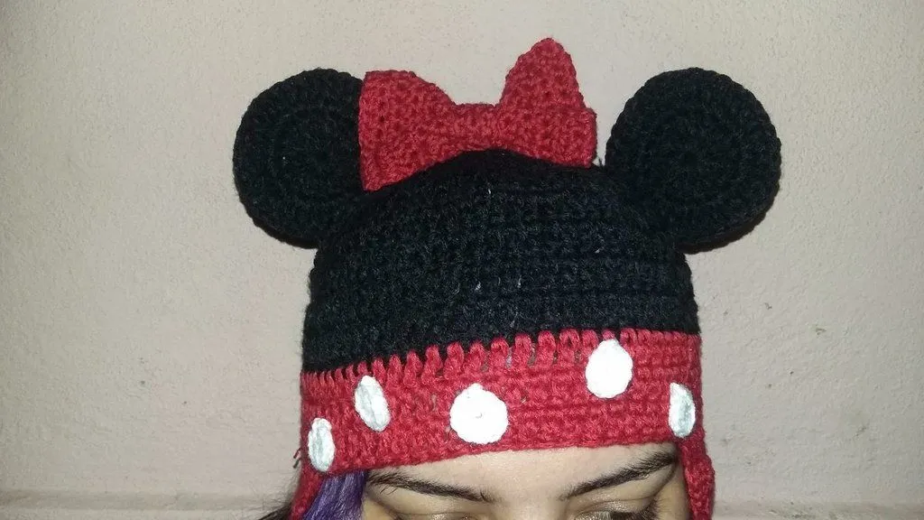 Gorros de Mickey y Minnie Mouse en crochet | Manualidades