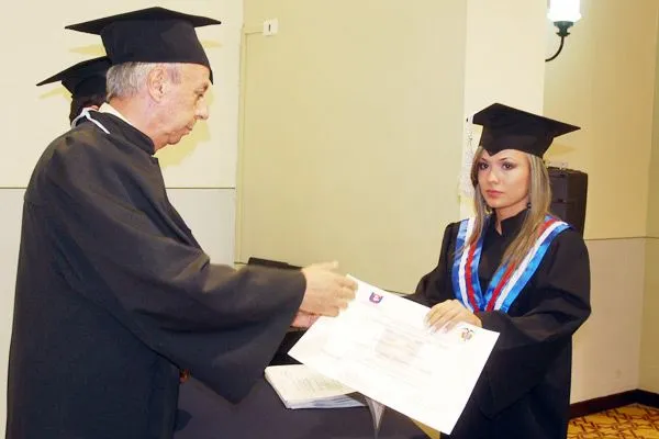 Graduación universitaria La Crónica del Quindío: Diario Regional ...