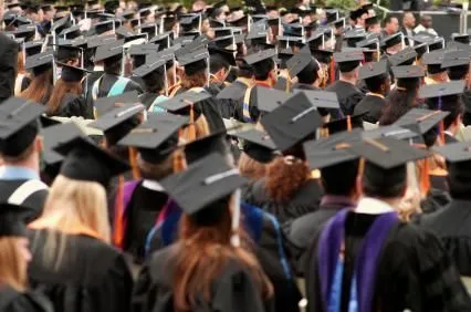 Graduations Etc. - Graduacion De Universidad