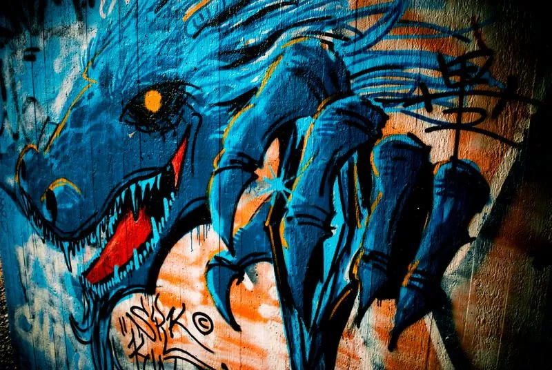 Dragones en graffiti - Imagui