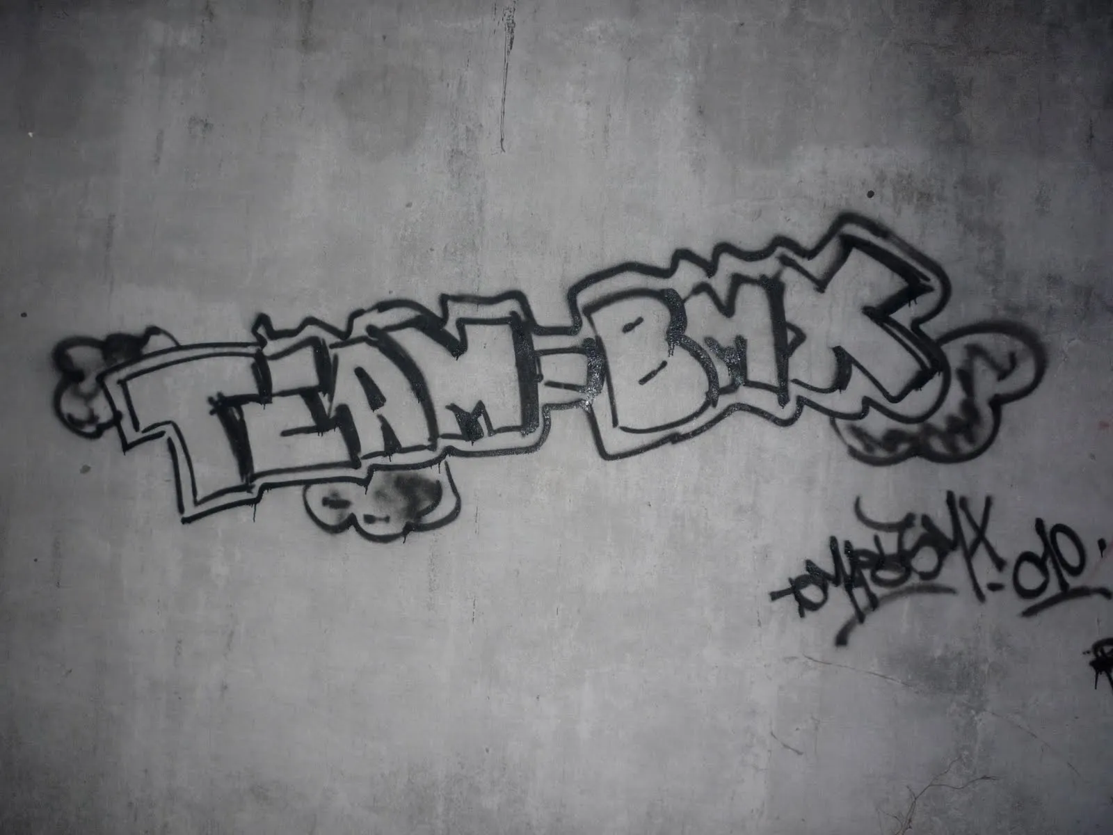 Team BMX Forever: Graffiti