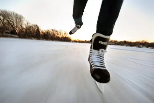 Grant Hindsley: Photojournalist - Ice Skating