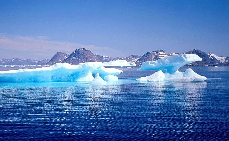 Greenland_Ocean_Ice_Floe1a.jpg