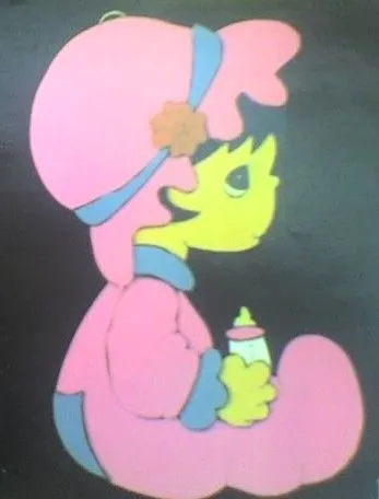 ... de Grupo de Labores y manualidades > Bebita con biberon