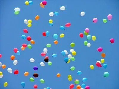  ... el grupo scouts y teniamos pancartas globos de helio y por supuesto