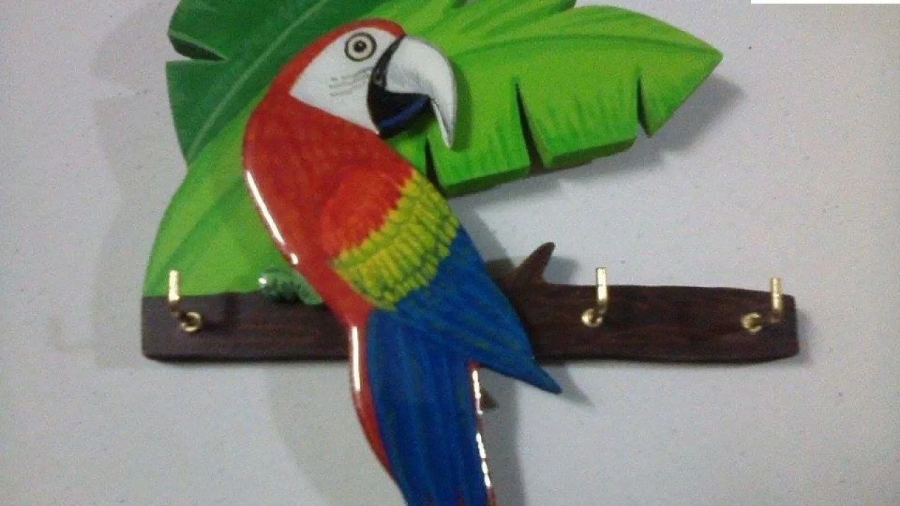 Guacamaya Portallaves - Arte en Tus Manos con Lili y Sam