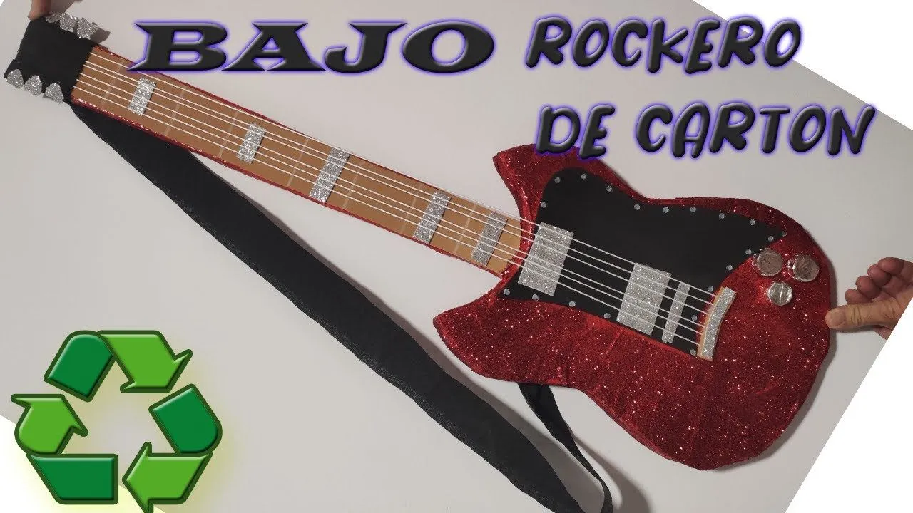 Como hacer una Guitarra o Bajo rockero / Manualidades con cartón - YouTube